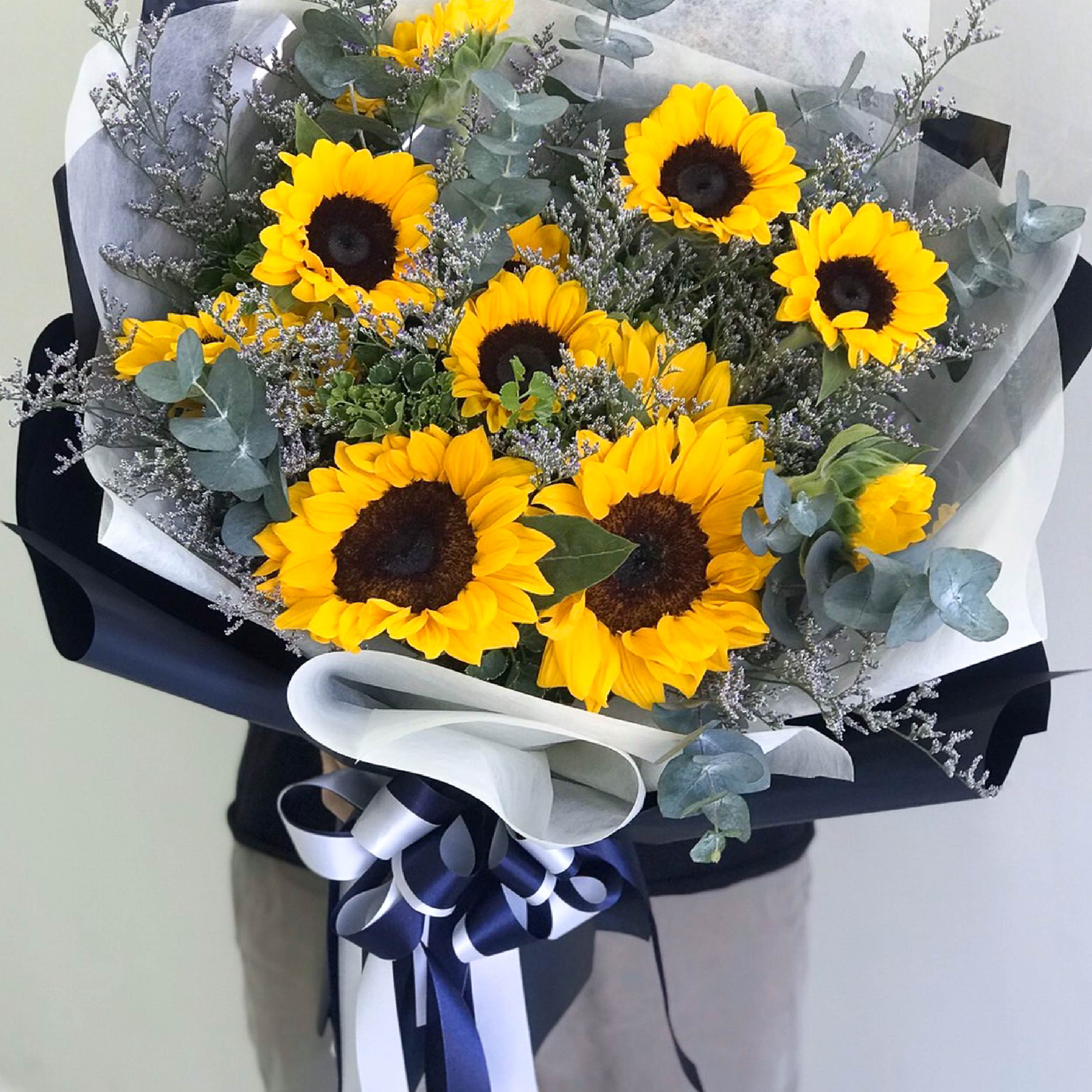 "Sun Shining" Bouquet Of Sunflowers - Phuket