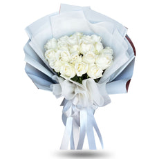 "True Love" Minimal And Chic Bouquet Of 20 Roses